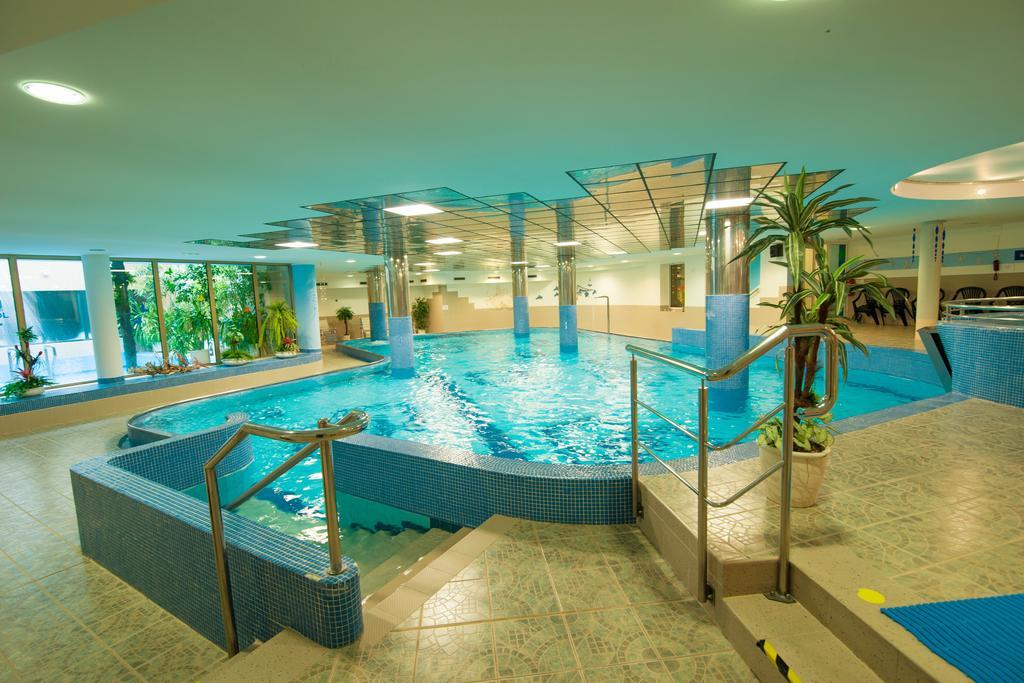 Sport-V-Hotel Hrotovice Extérieur photo