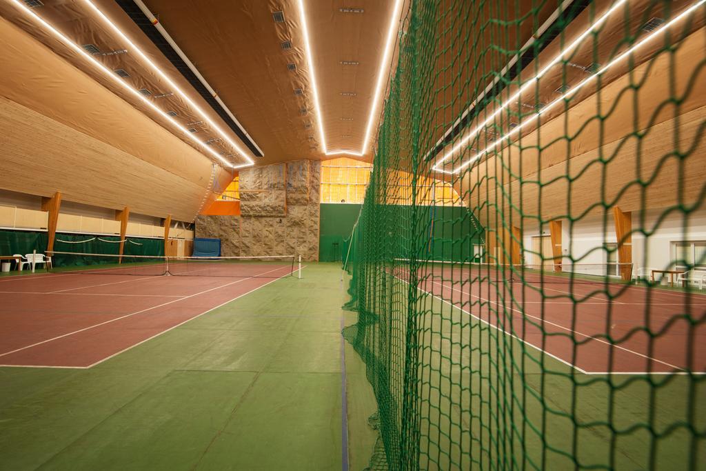 Sport-V-Hotel Hrotovice Extérieur photo